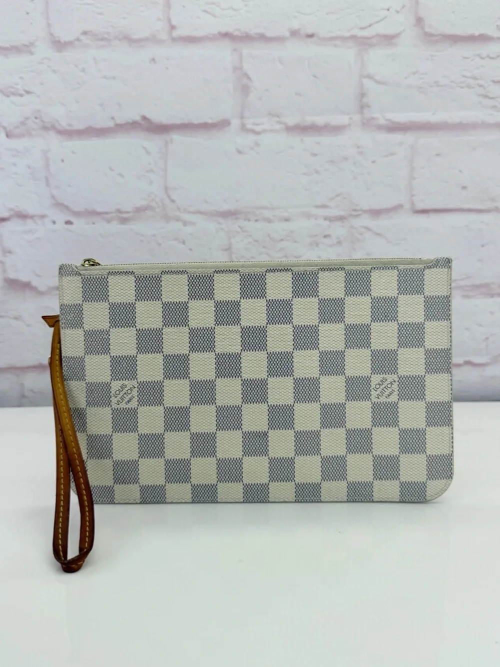 Authentic Louis Vuitton Damier Azur Neverfull Pochette